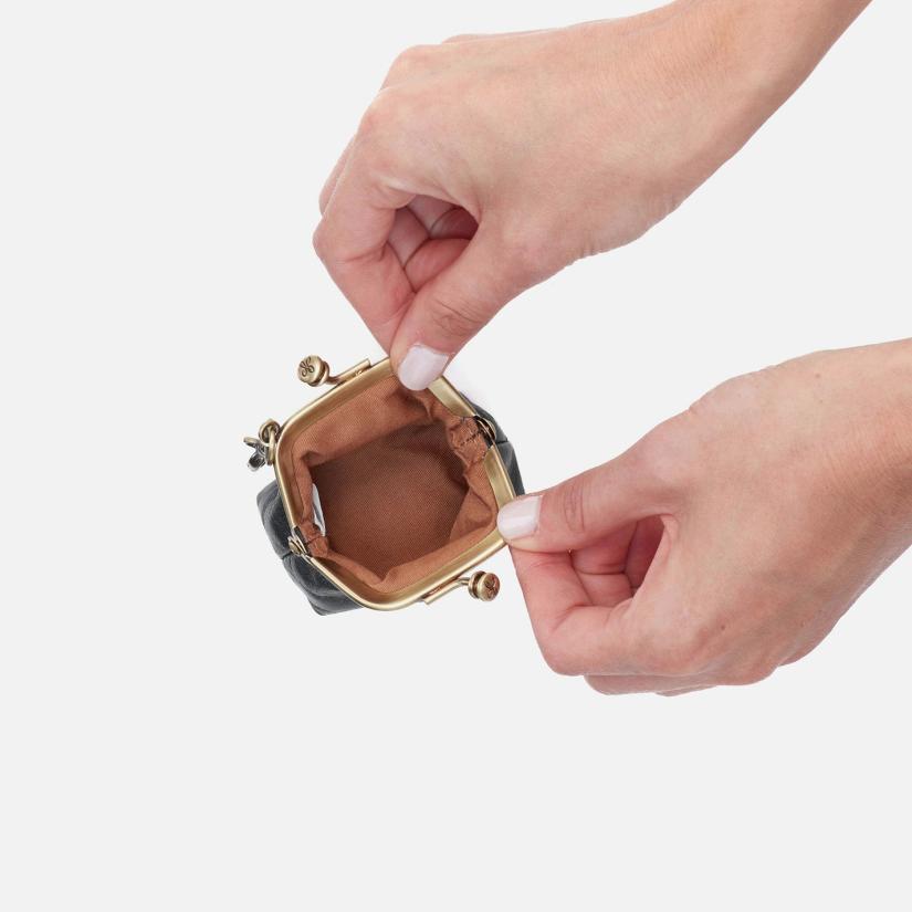 Foundryhome.shop3a1ba3ed3c 4