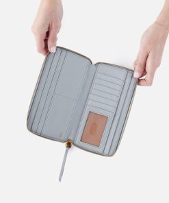 Foundryhome.shope6d41222b9 2